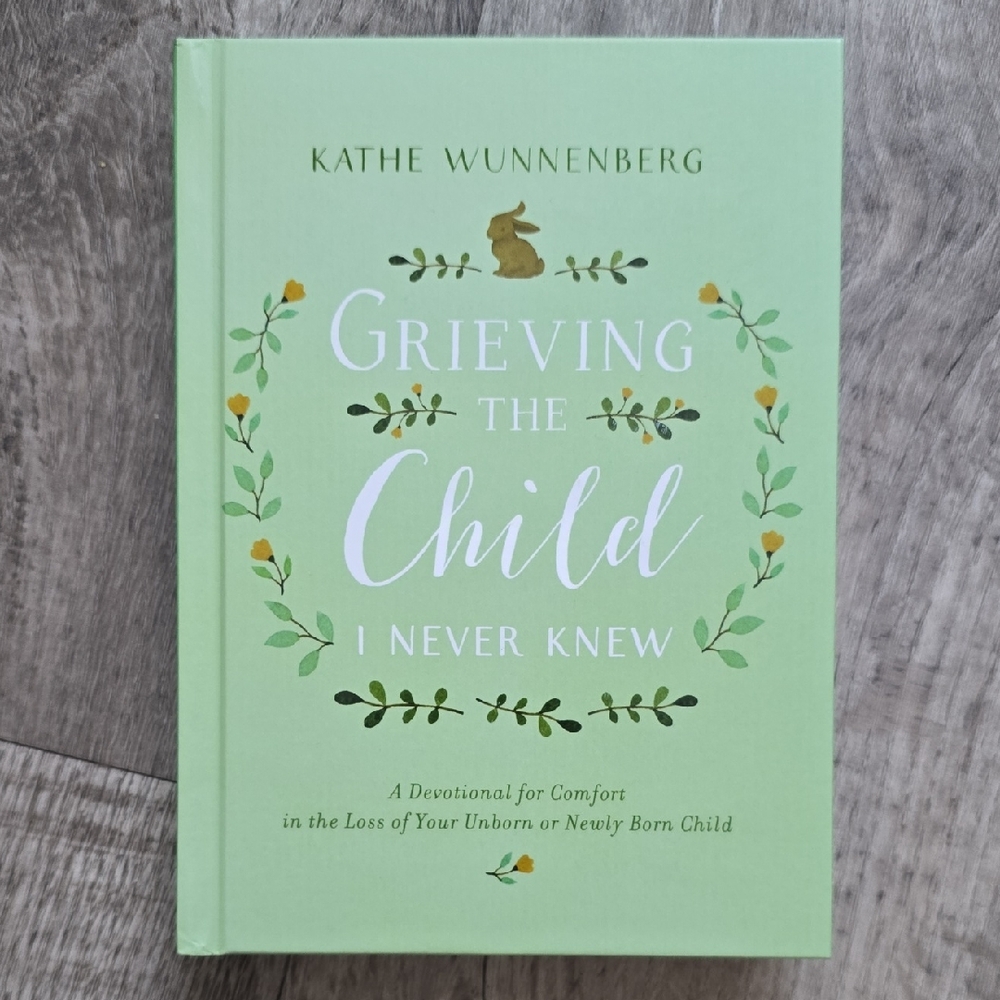 Green Devotional Book by Kathe Wunnenberg